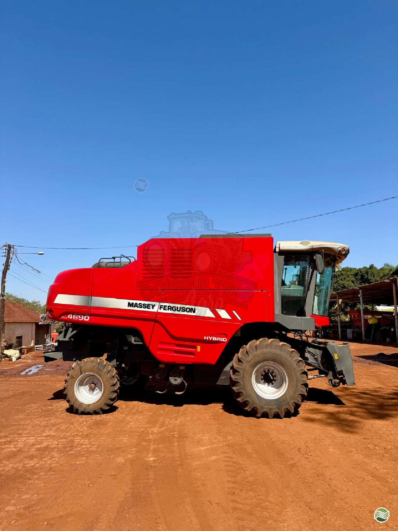 COLHEITADEIRA MASSEY FERGUSON MF 4690 Consulting Agro ITUVERAVA SÃO PAULO SP